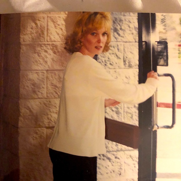 Meet your Posher, Julie - Picture 4 of 16